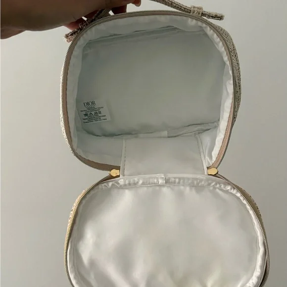 Dior Gold Textured Cosmetic Bag - Picture 3 of 5